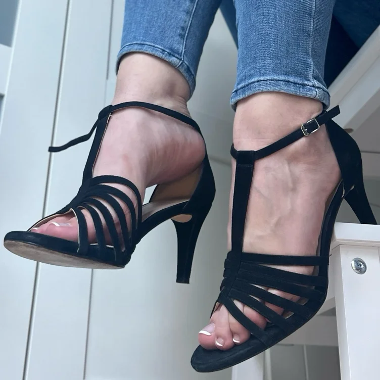 Pay my pedicure 