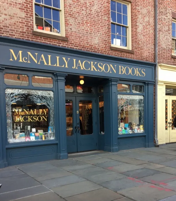 Giftcard to my favorite bookstore!