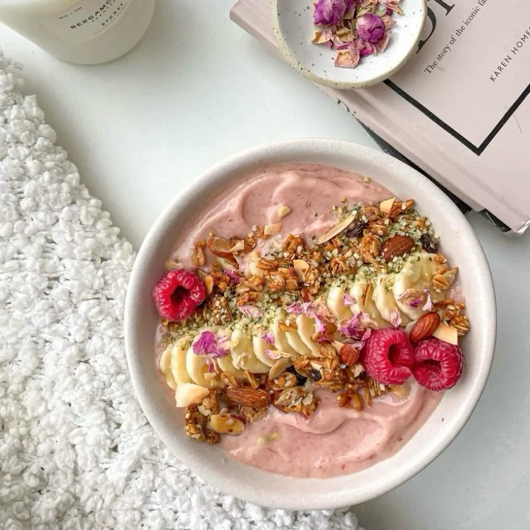 Queen’s Breakfast 🍓🥐 