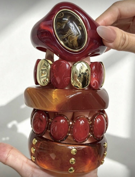 bangle red