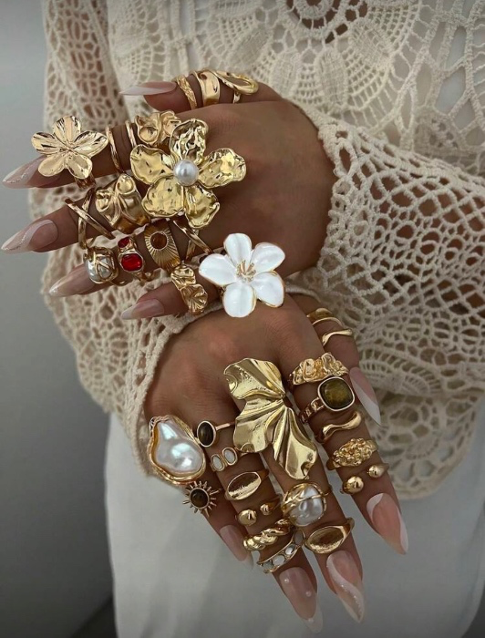 hand rings