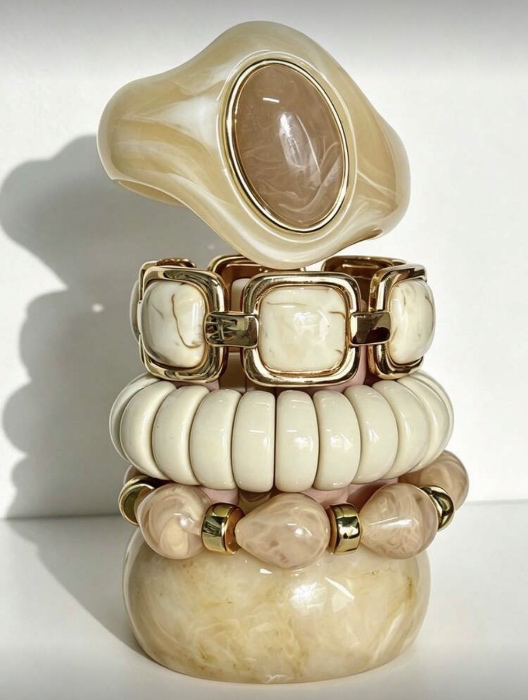 bangle white
