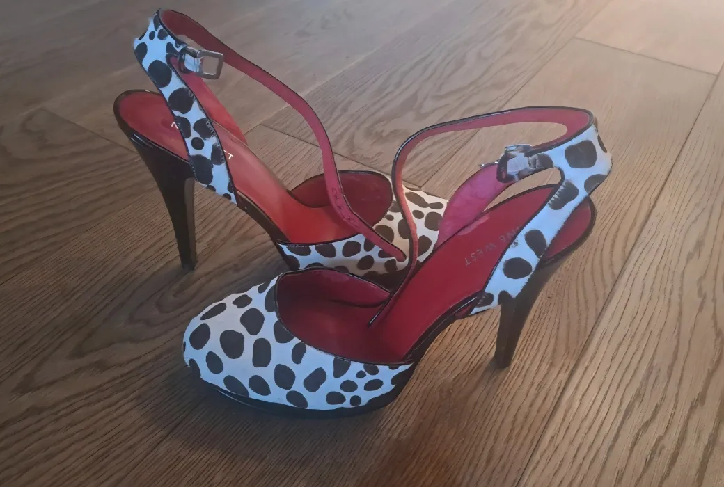 Cow stilettos v