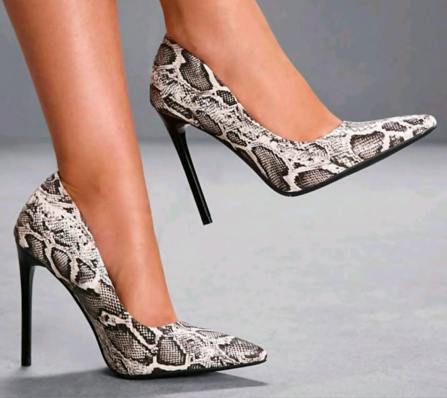 Snake skin stilettos (s)