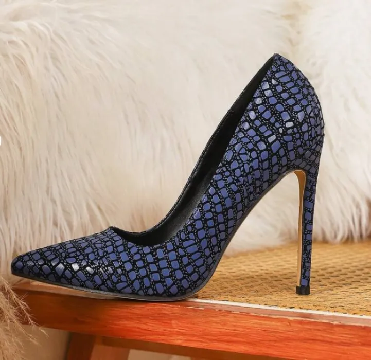 Blue Stilettos (s)