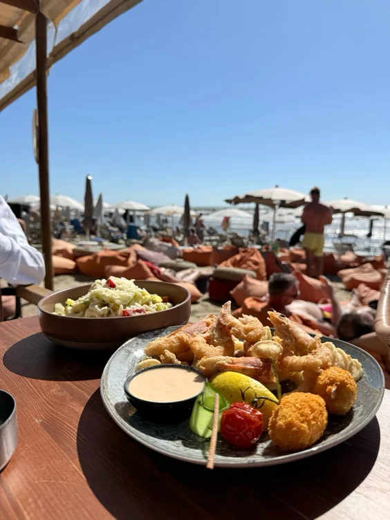 Resto - vingt-deux🦑