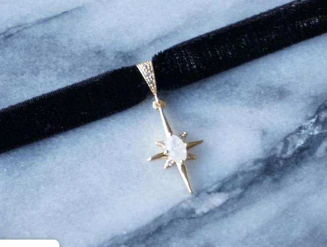 North Star choker