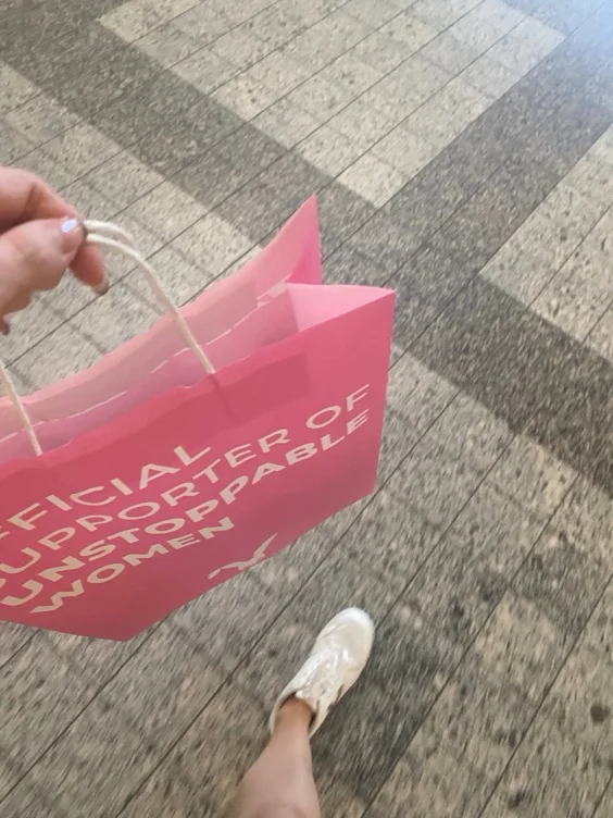 Shopping fee (1000$)