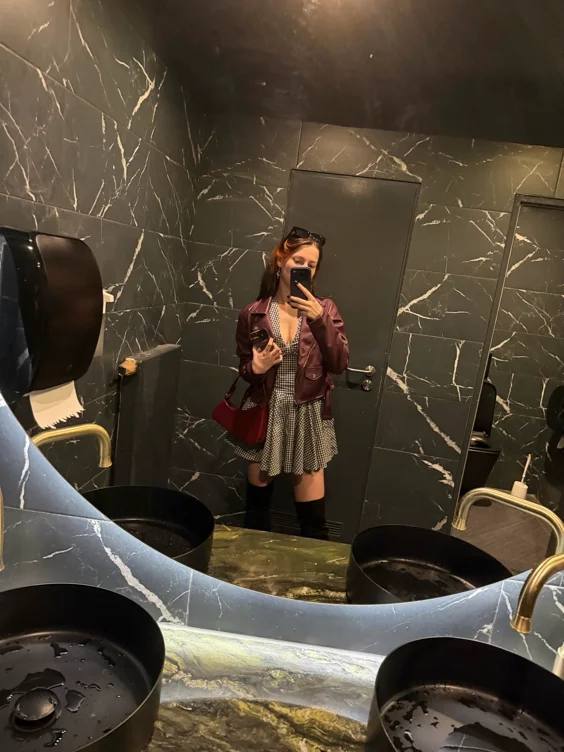 Going out (100$)