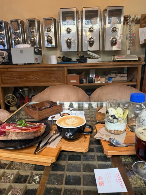breakfast 