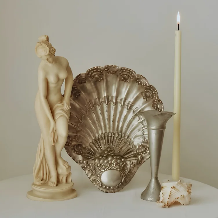 aphrodite offering 