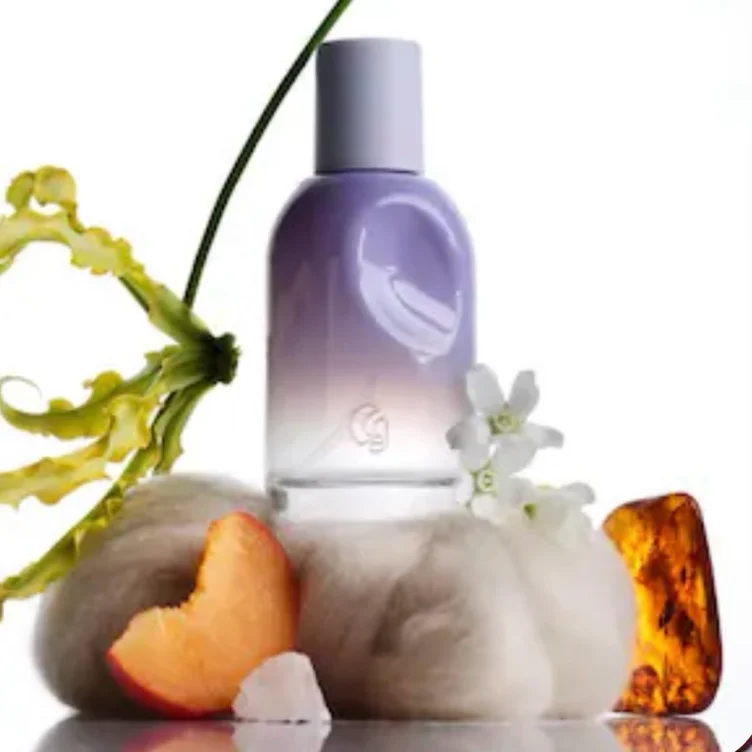 Fragrance - Glossier Le Fleur