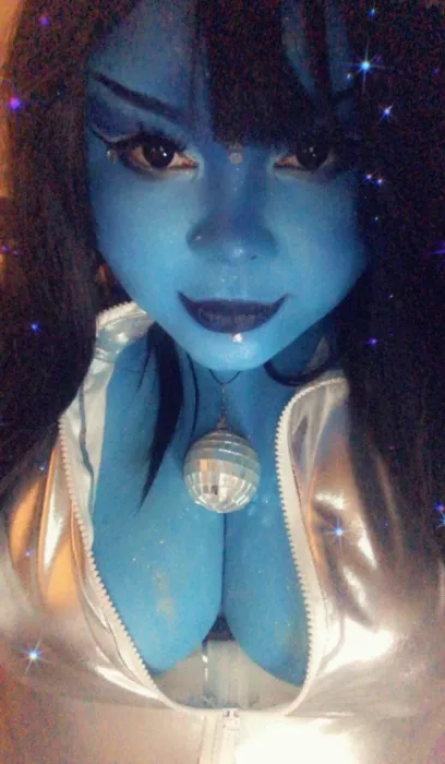 👽💙