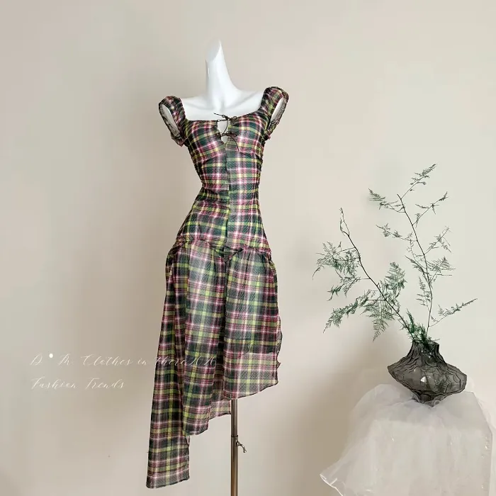  Plaid Asymmetrical Long Dress 🤎