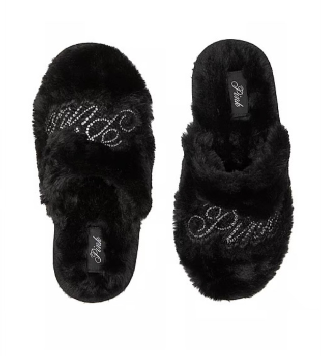 faux fur slippers