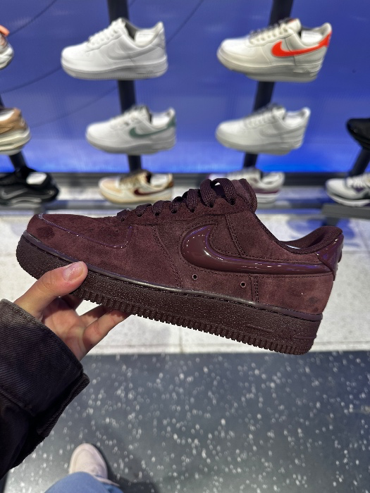 Nike Air Force 01