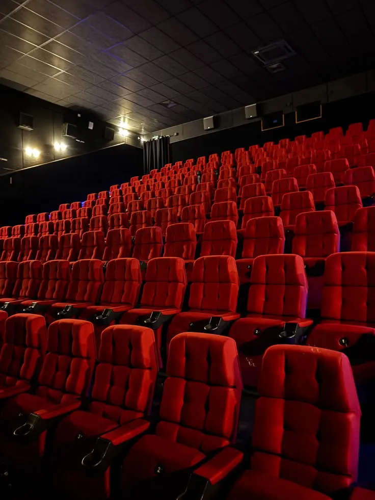 ♡ 𝐶𝑖𝑛𝑒𝑚𝑎