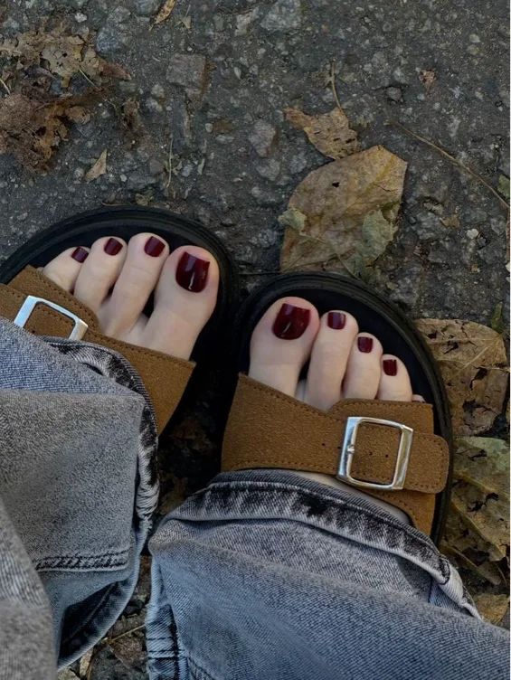 Pedicure on you $55 ☆