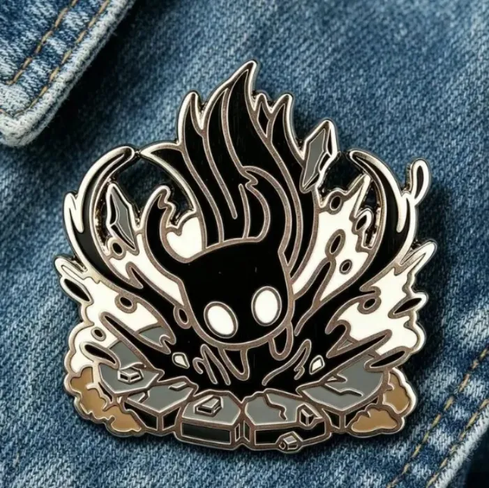 Hollow Knight - Descending Dark - Enamel Pin