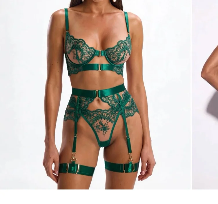 Green lingerie set