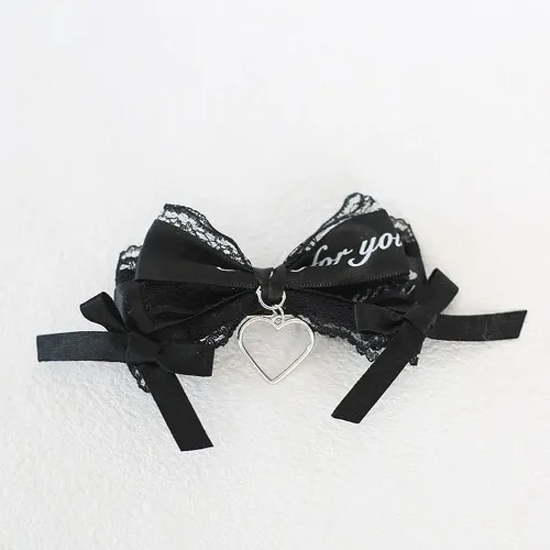 ༺𝓜𝓮𝓻𝓻𝔂༻༺𝓒𝓱𝓻𝓲𝓼𝓽𝓶𝓪𝓼༻ 🎄🤍 Black Bowknot Lace Hairclips with Heart Charm (x2)