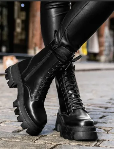Your goddess's boots 