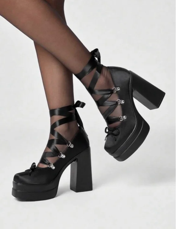 High heeled Shoes