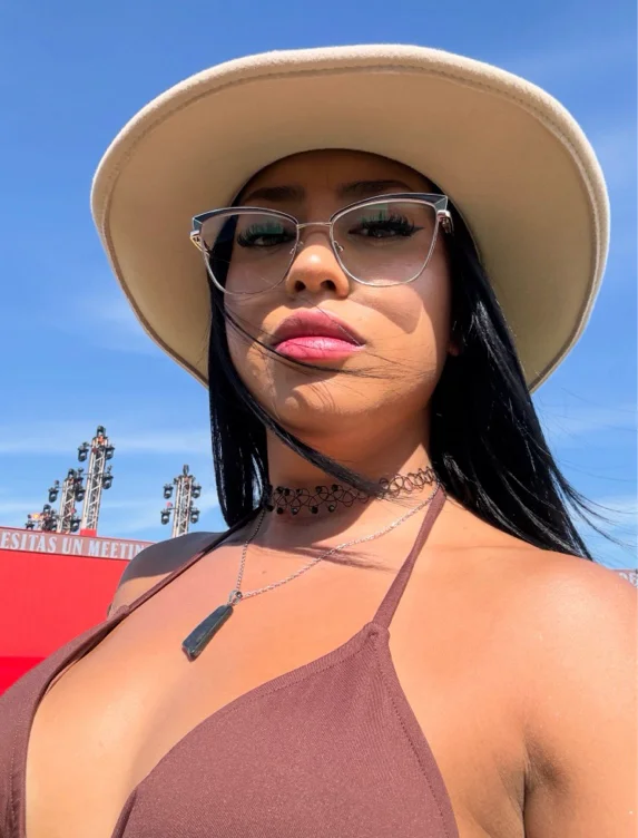 𝑇𝑟𝑖𝑏𝑢𝑡𝑒💸