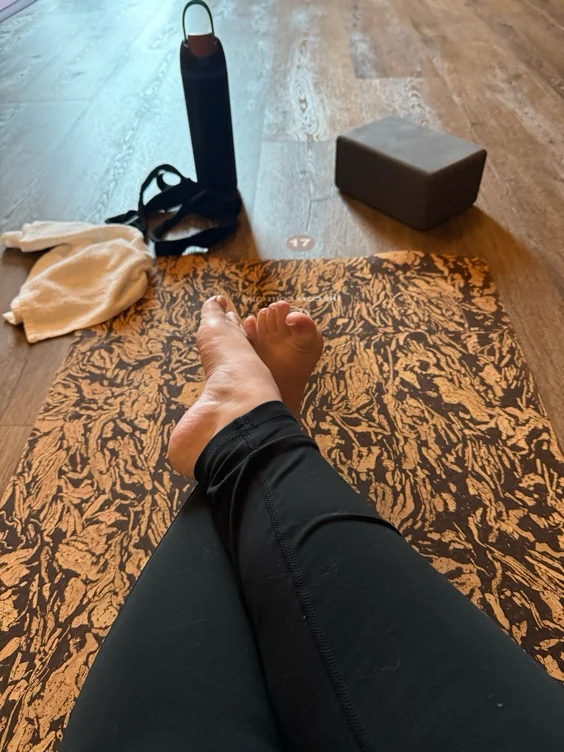 Pedicure (feet 🦶🏼)