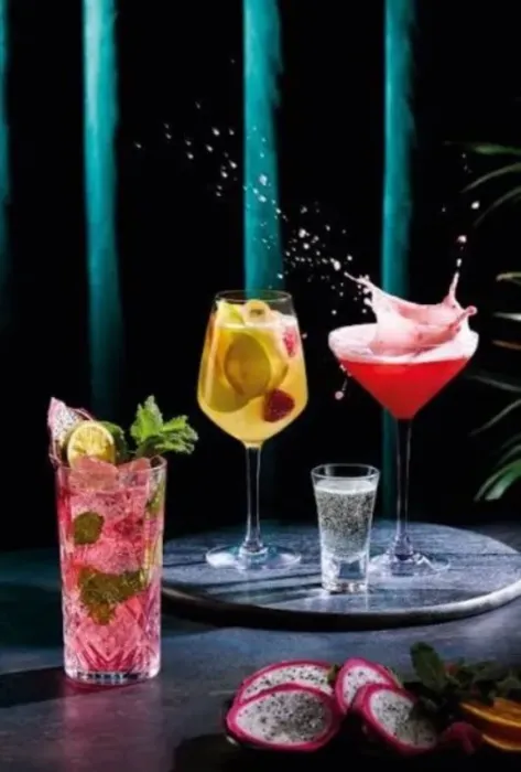 Treat me to cocktails & good vibes 
