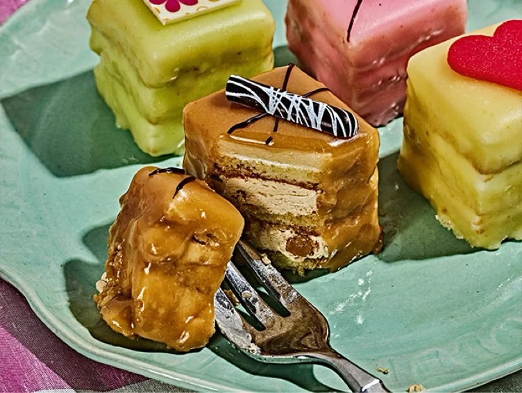 Petit Four