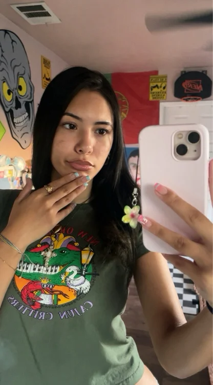 👀