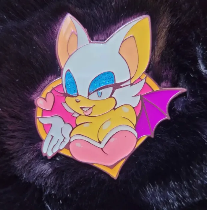 Rouge pin from Etsy <3
