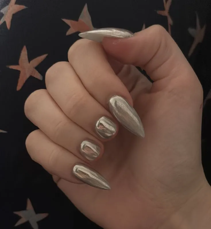 manicure ❤︎