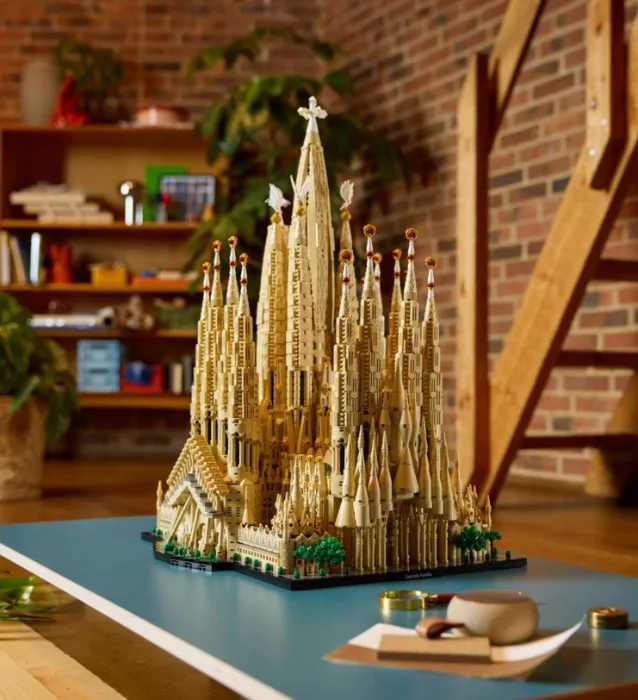 Sagrada Familia Lego