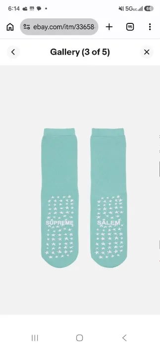SALEM /Supreme grippy socks 