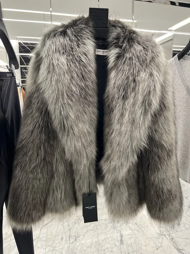 fur coat 🧸