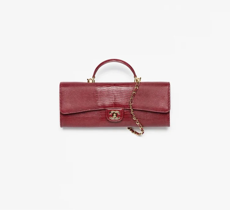 Chanel Clutch with chain