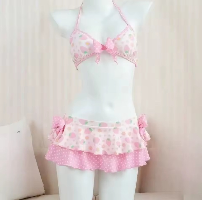 Cute swimsuit 🍒