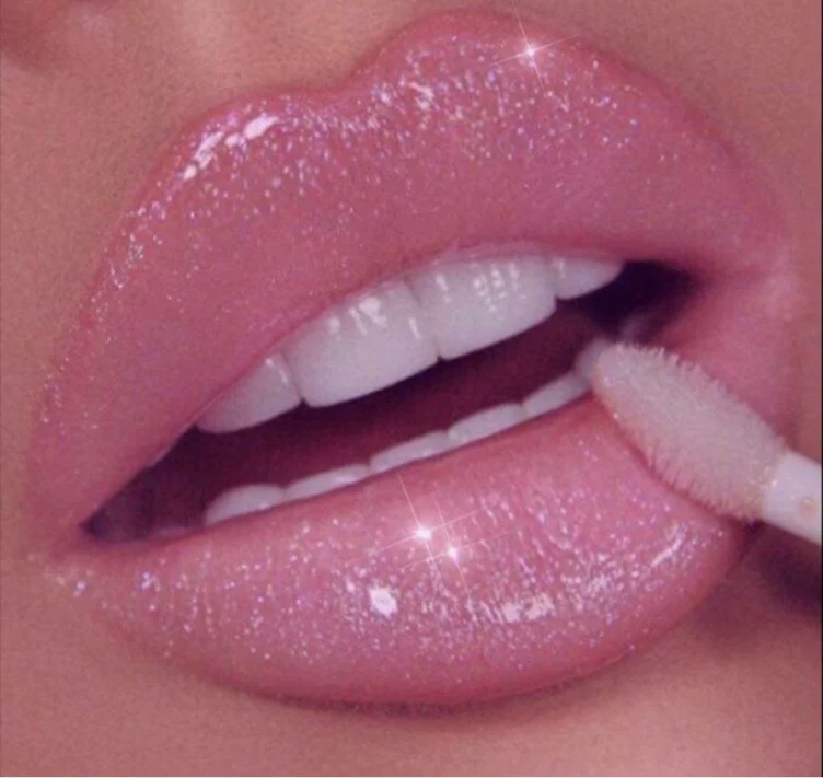 Lip gloss 