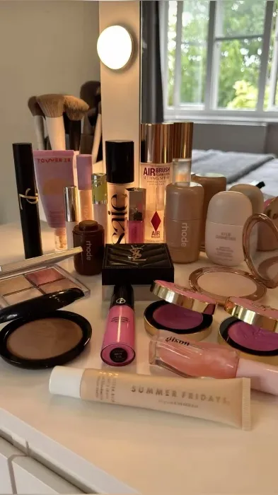 Makeup 