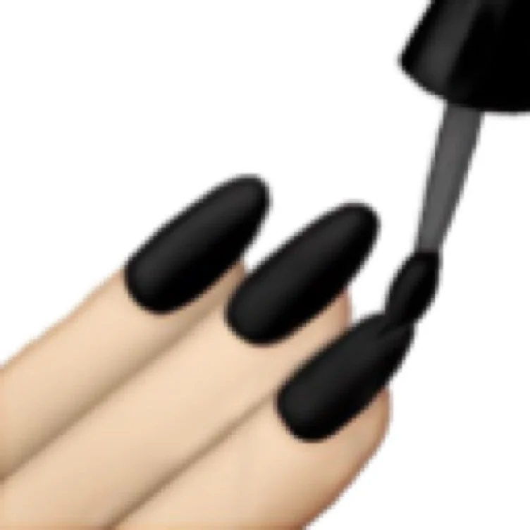 getting my nails done 💅🏻