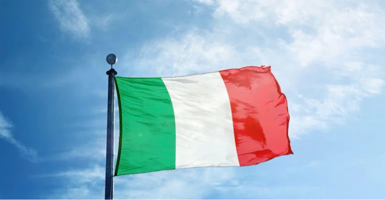 ITALIAN SUPERIORITY🏧