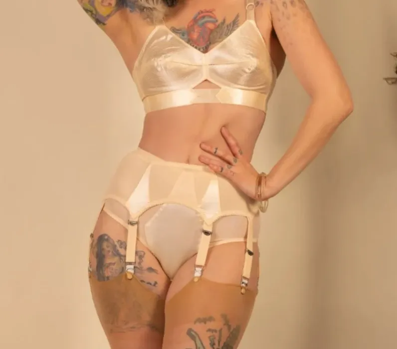 What Katie Did - Harlow 1950s set