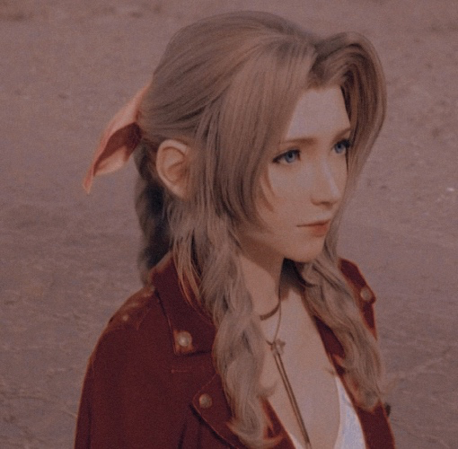 aerith cosplay <3