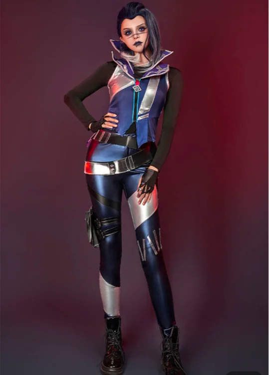Fade by Valorant (Mic Costume)
