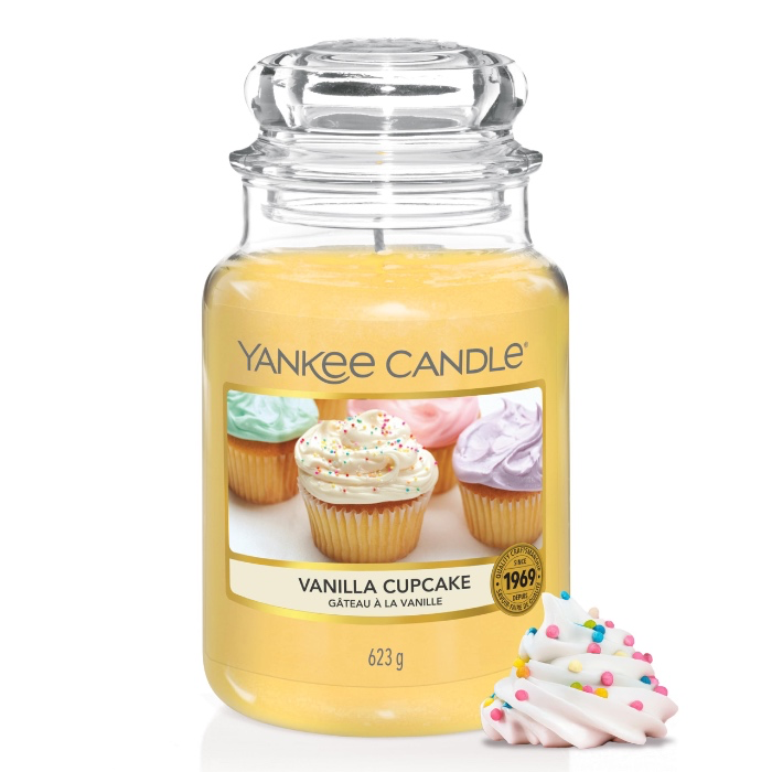 Yankee candle vanilla cupcake