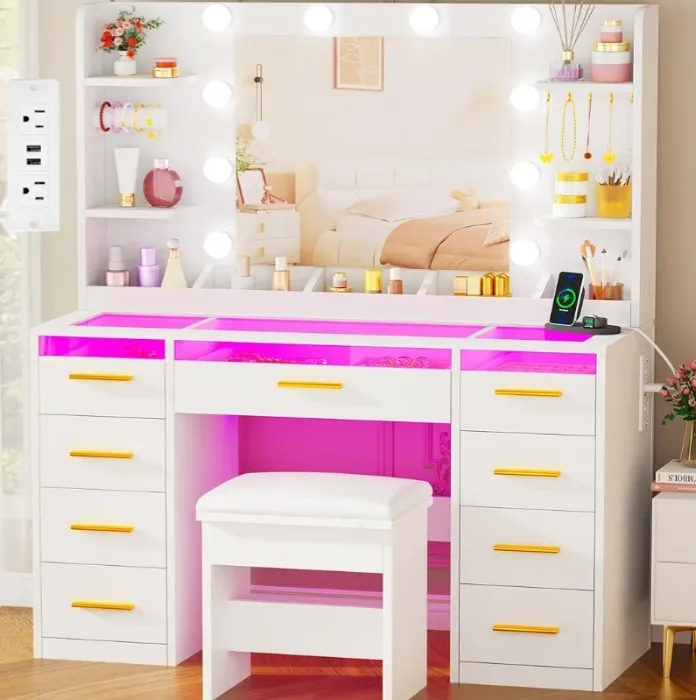 Makeup Vanity 