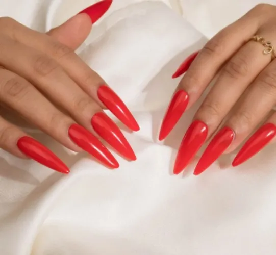 get my nails done💅🏼