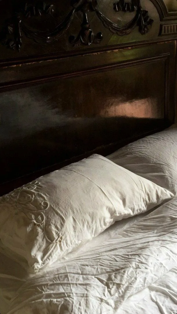 BRODERIE ANGLAISE BEDDING